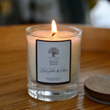 Load image into Gallery viewer, The Twelve Black Plum &amp; Rhubarb Candle
